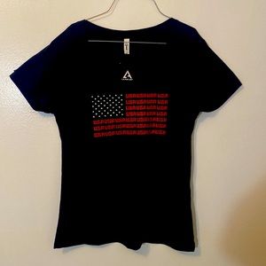 IDEAL v-neck Black NWT USA flag appliqué, XXL LA POP Art